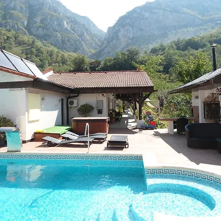 Pensjonat Pensiunea La Dolce Băile Herculane