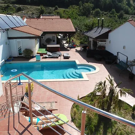 Pensiunea La Dolce Pensjonat Băile Herculane